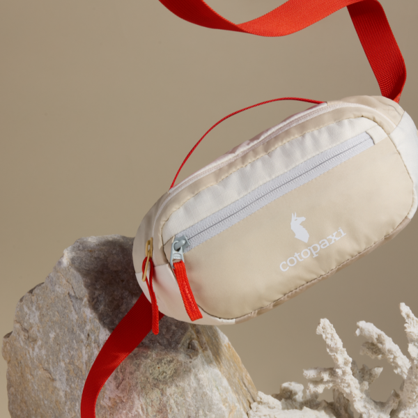 Kapai 1.5L Hip Pack - Del Día Monochrome