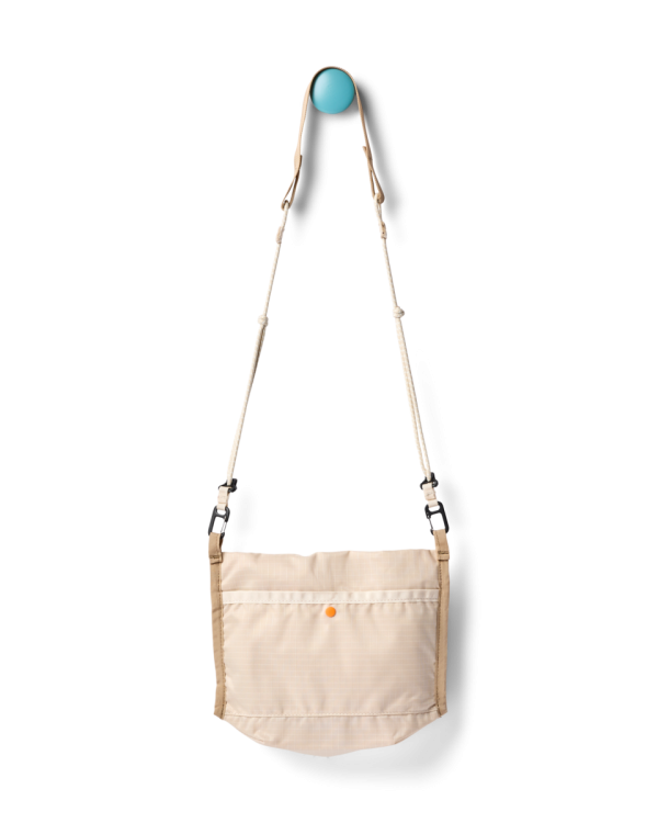 Lista 2L Lightweight Crossbody Bag - Cada DIa