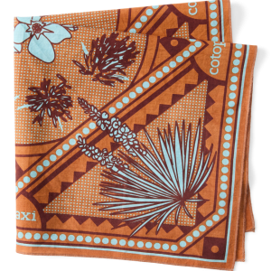 s26-u-organic-cotton-bandana-desert-llama-lf-02.png